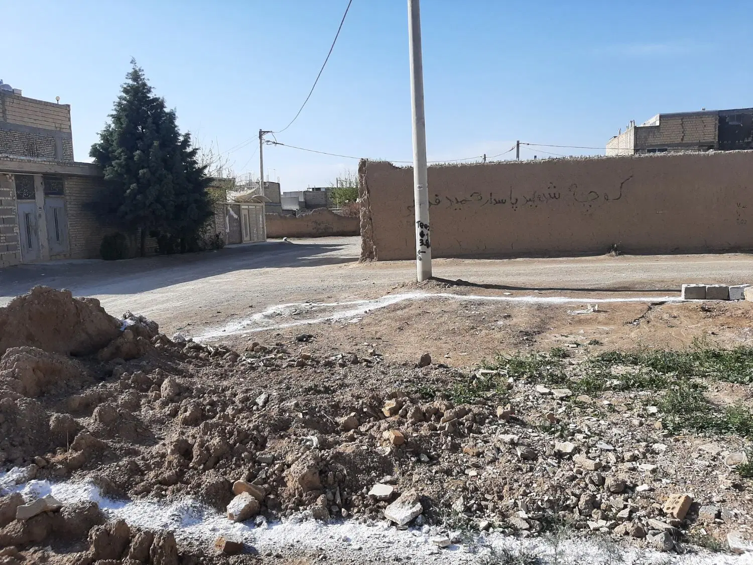 زمین تجاری ۳۹ متری مناسب مغازه