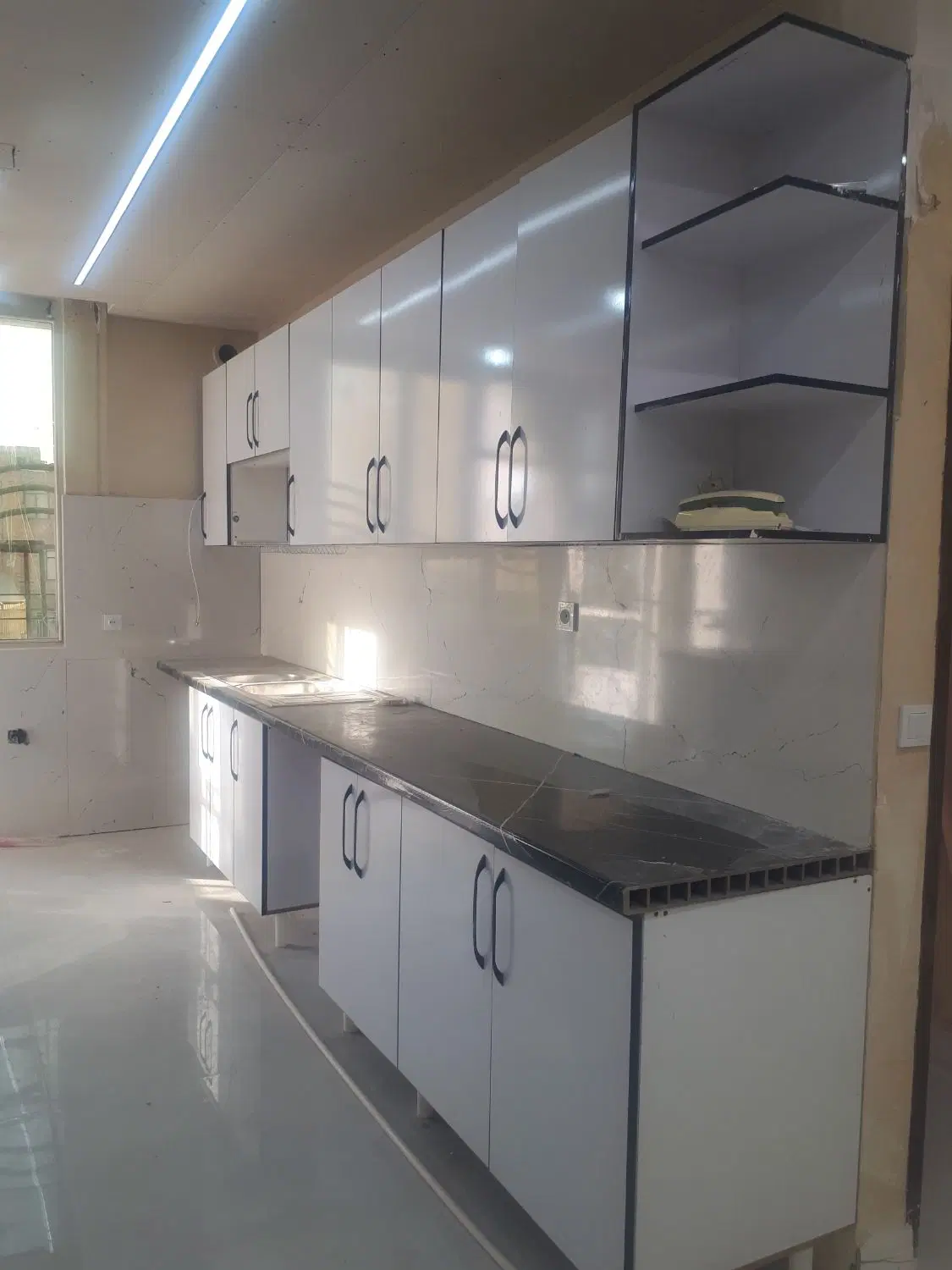 ۶۶ متری سندتکبرگ با پارکینگ اختصاصی