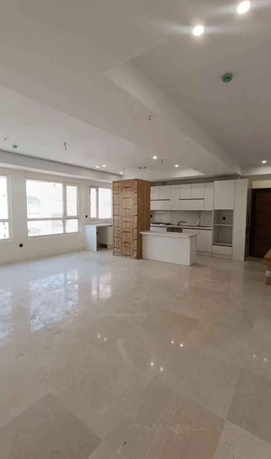 ۱۶۷متر_۳خواب_تاپ لوکیشن_جمهوری