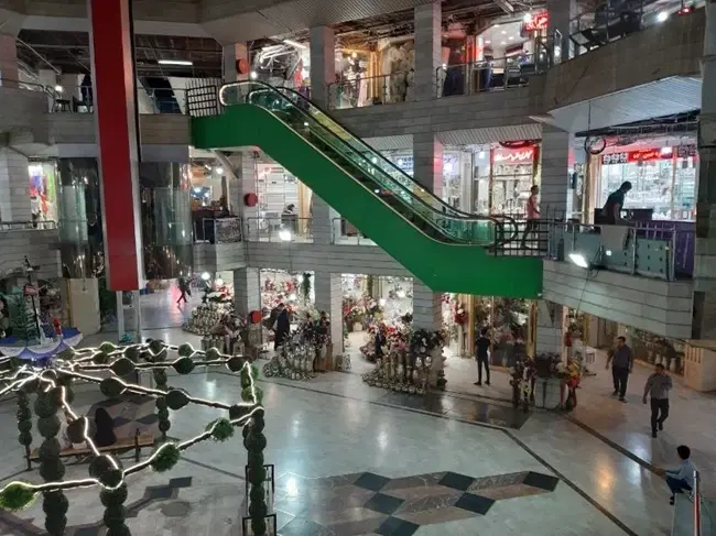 مغازه در پاساژ شمس