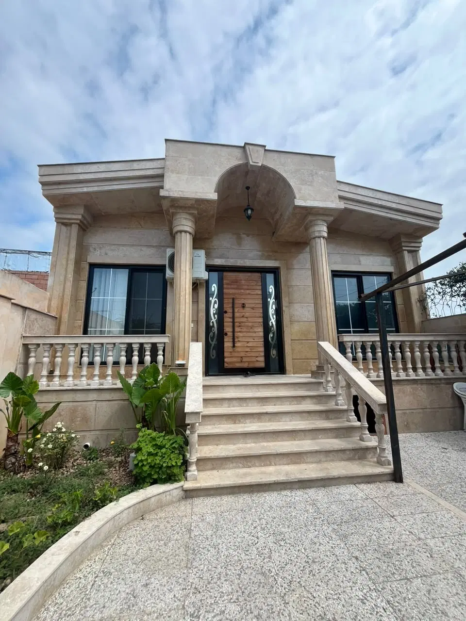 فروش ویلایی دلباز با دسترسی عالی