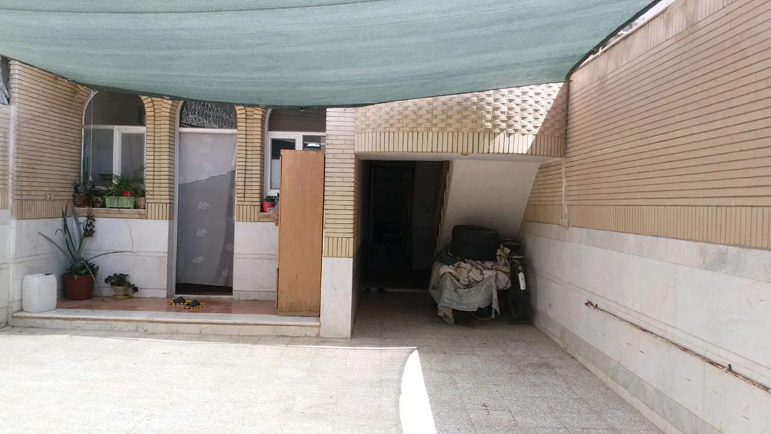 مسکونی دوطبقه