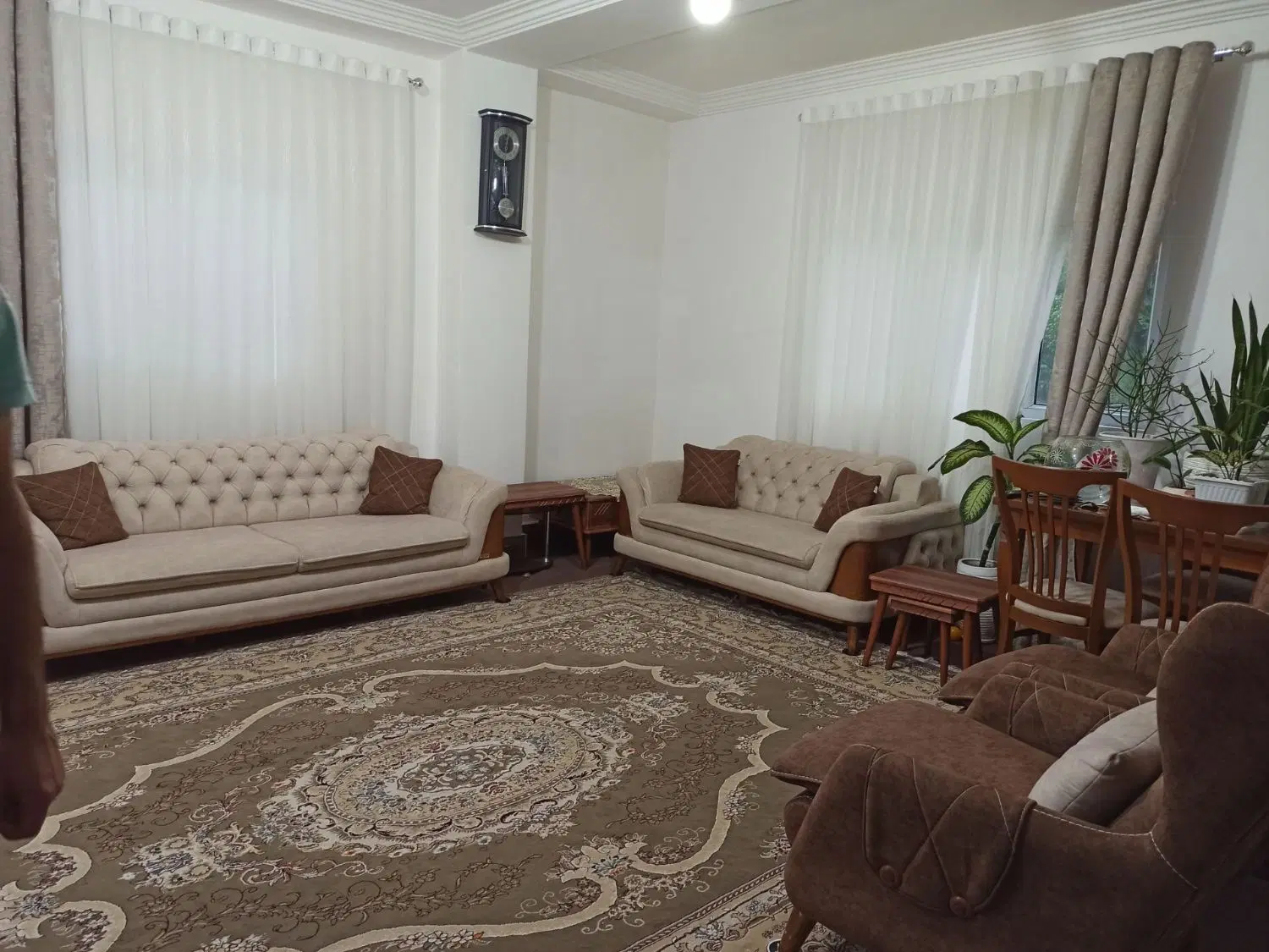آپارتمان فروشی متراژ ۹۰ متری فول امکانات
