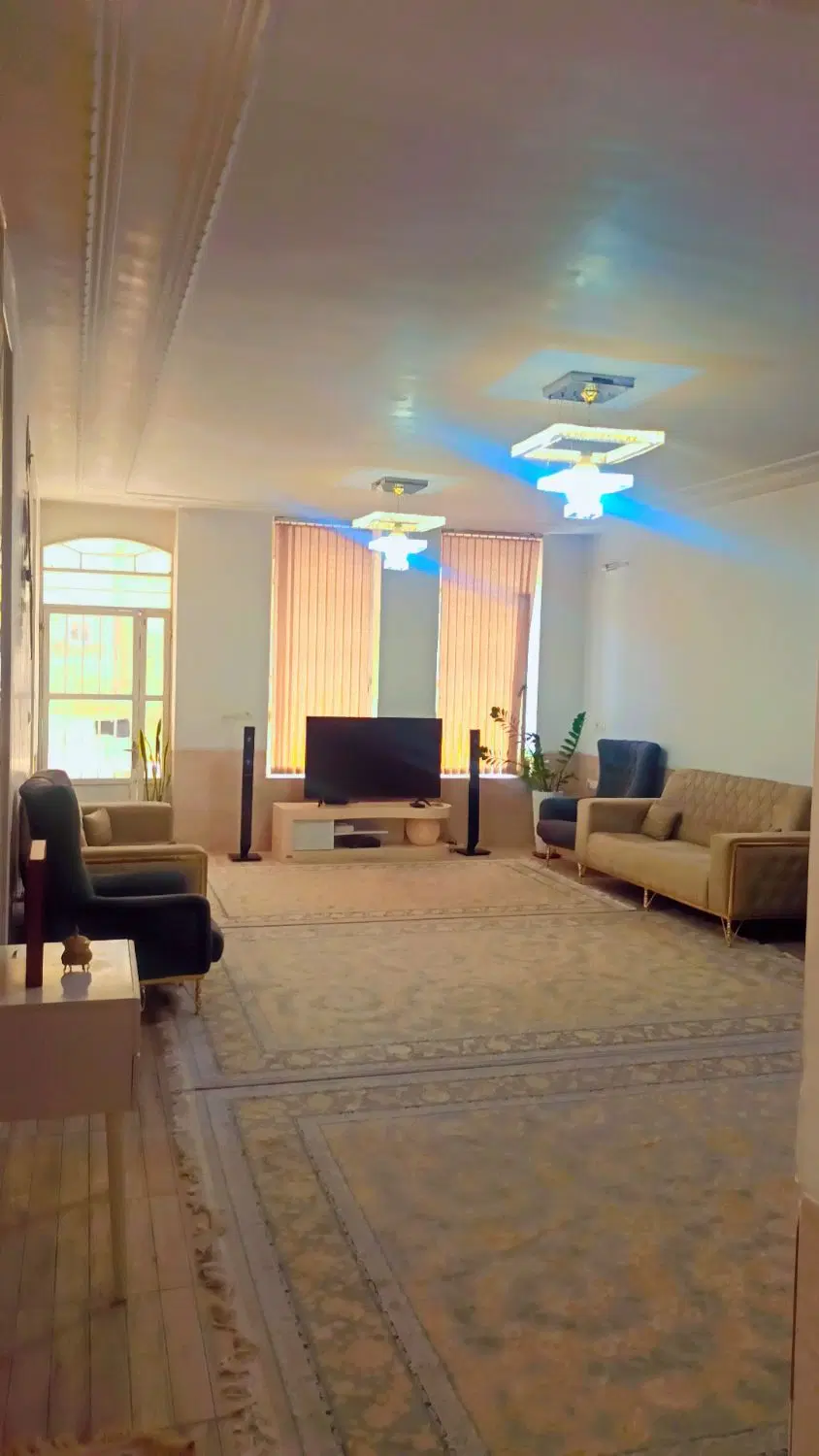 رهن و اجاره خانه سه خواب مرتب در میانرود