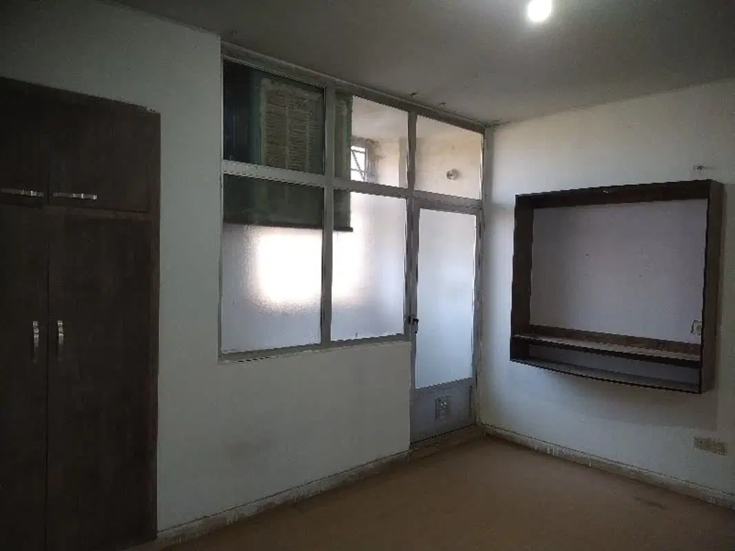 دو خوابه ی 75 متری طبقه ی اول