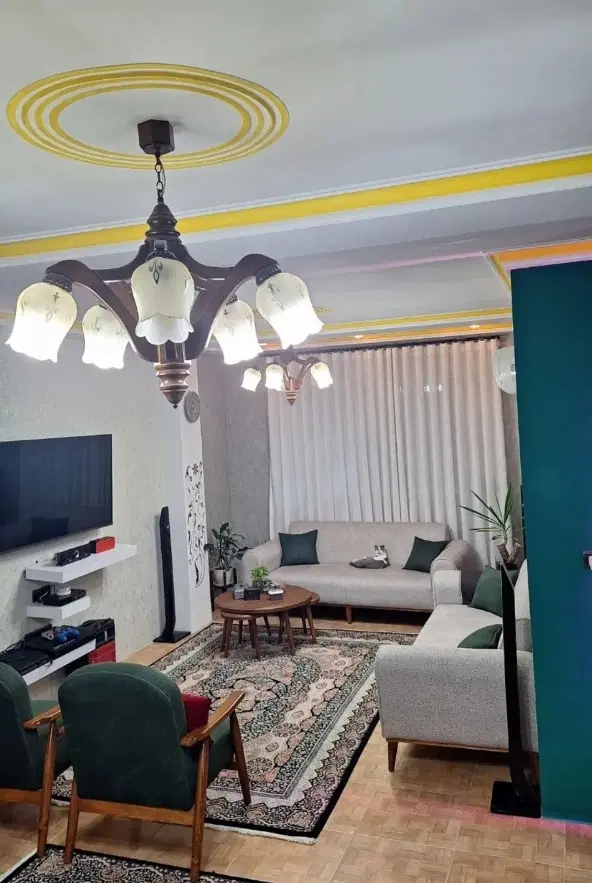 فروش واحد دلباز و تمیز ۷۵ متری نزدیک به خیابان