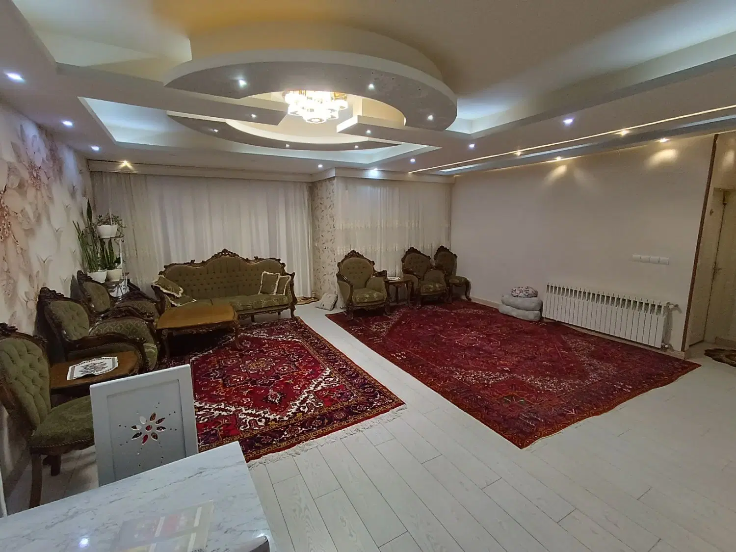 آپارتمان لوکس در برج زیبای صبا شهرک نصر