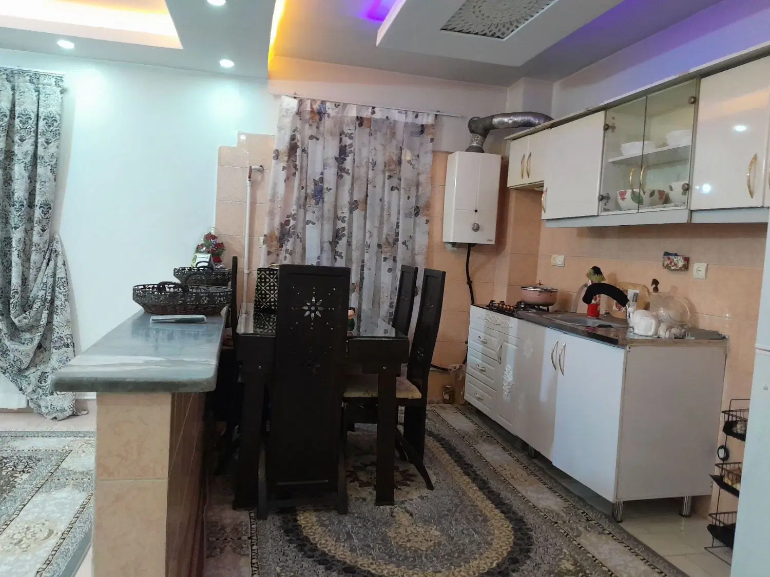 آپارتمان بازسازی شده وتمیز درشهریار کهنز