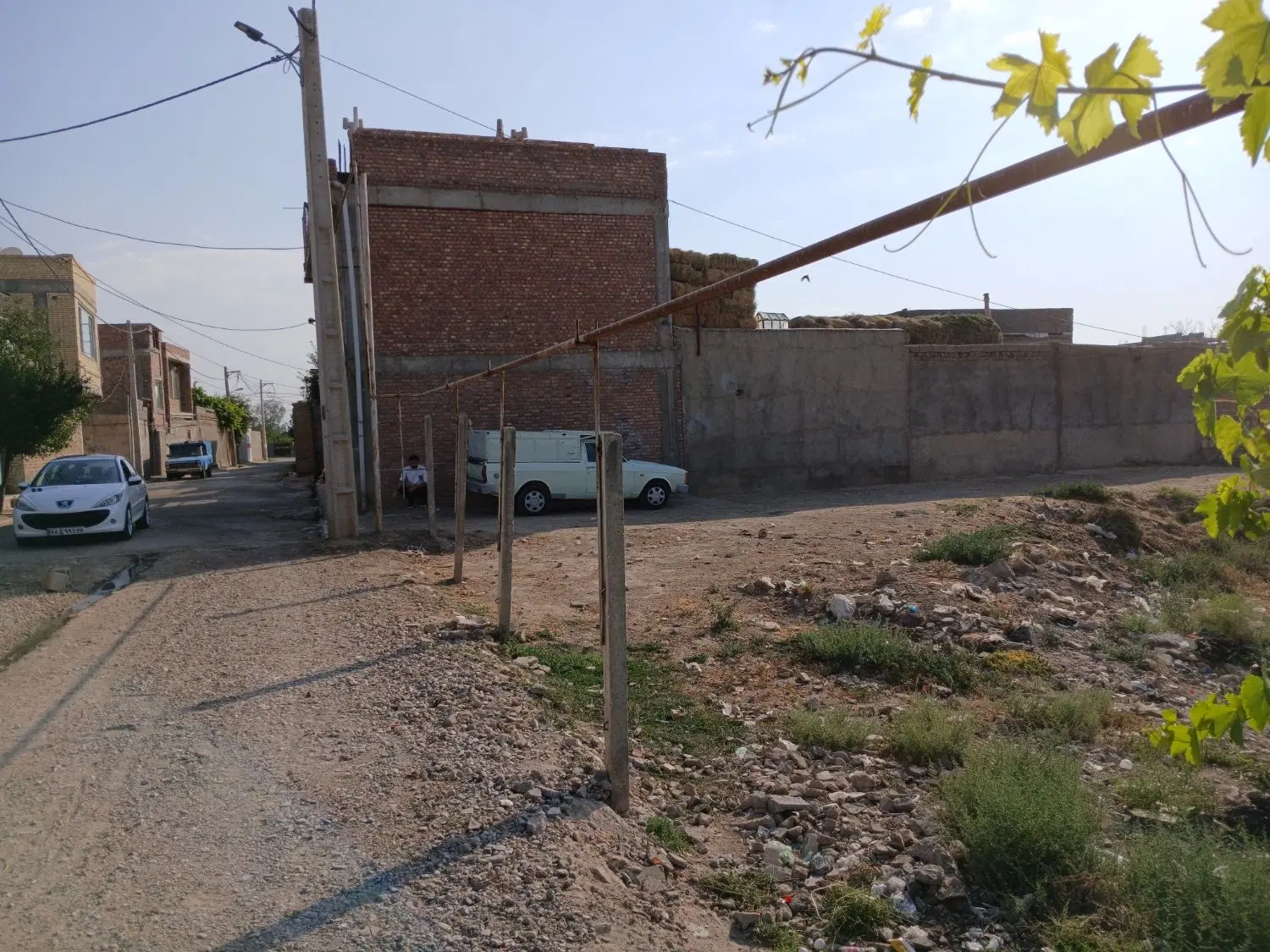 زمین مسکونی