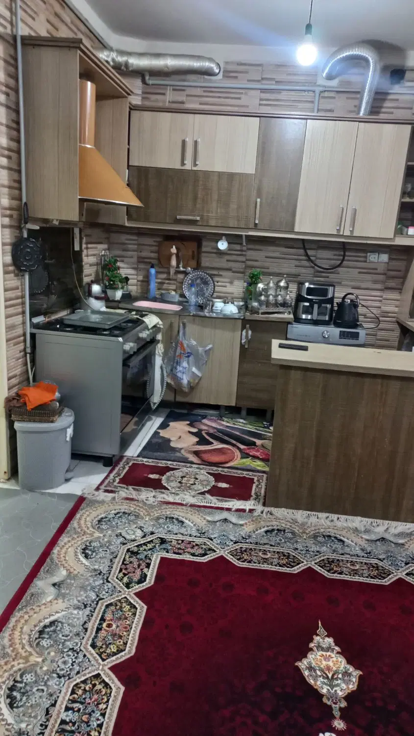 آپارتمان  چهار واحد سنتی 74متری