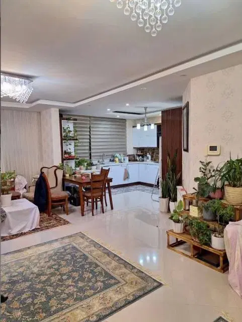 ۷۷ متر _ خورجینی ( بازسازی شده )  سند شش دانگ