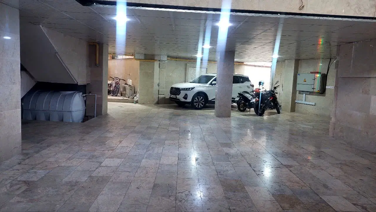آپارتمان ۱۹۰ متری