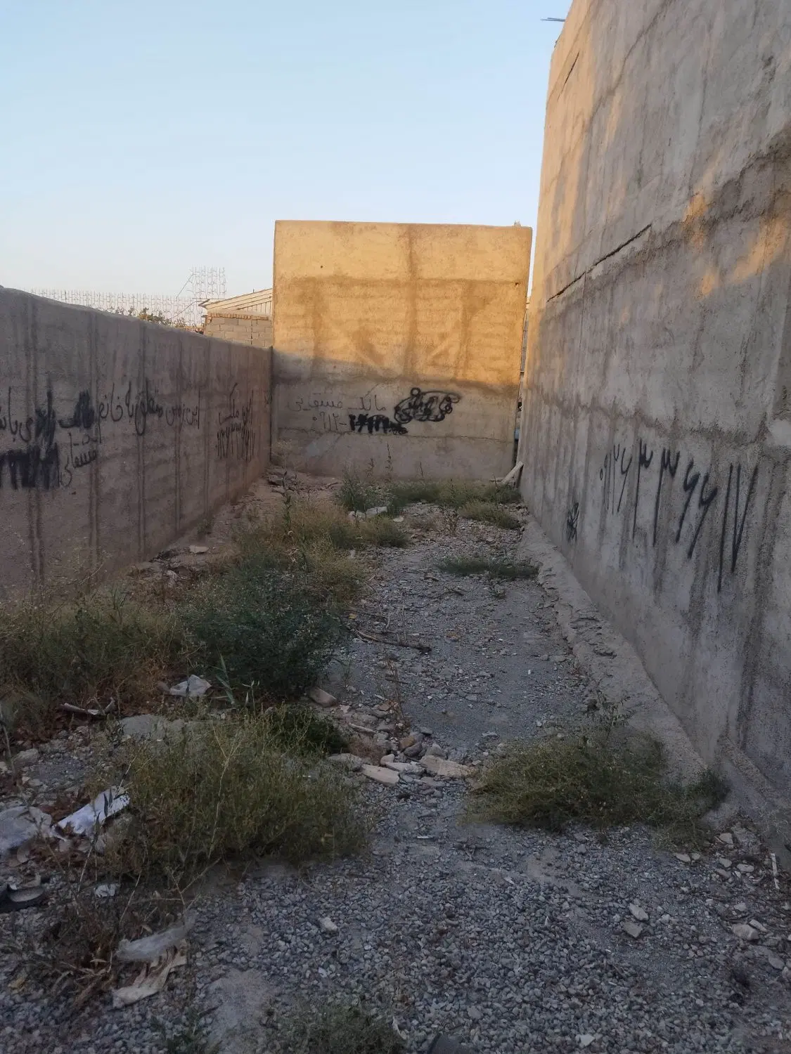زمین مسکونی