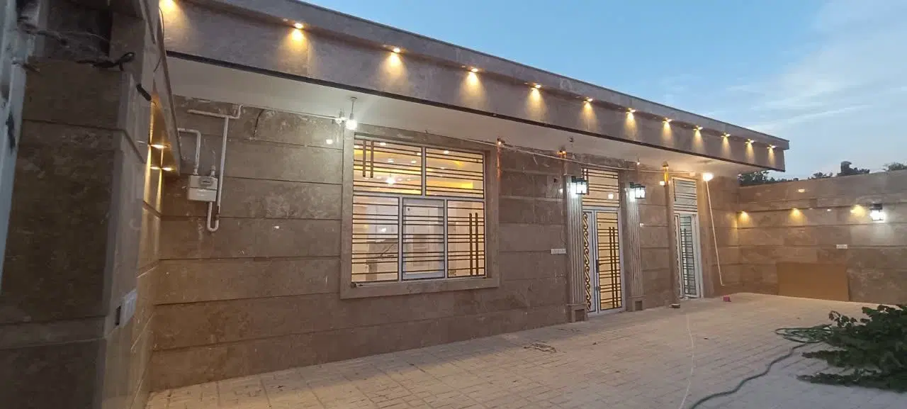 فروش خانه نوساز ویلایی در مرکز شهر ماهان