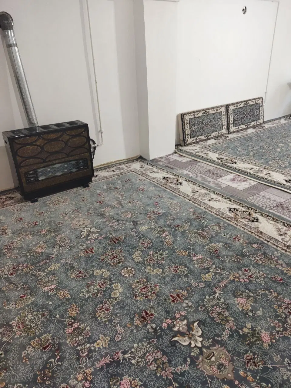 اجاره ی ک واحد زیر زمین دربست در شهرک نساجی