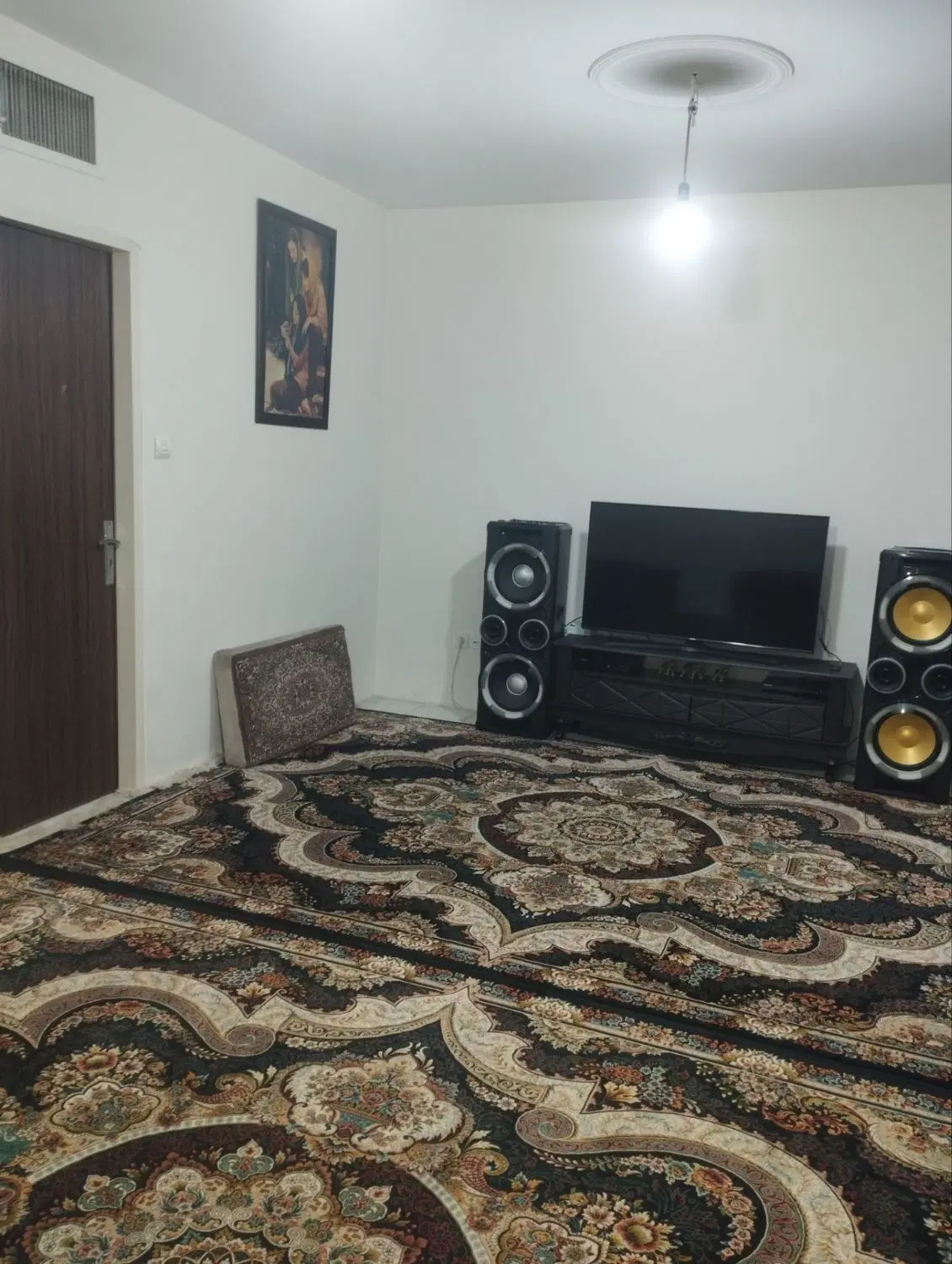 اجاره واحد ۷۲ متری