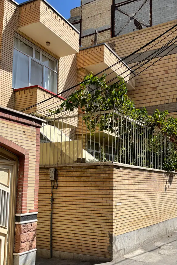 ۱۱۰متر_عباسی_حیاط