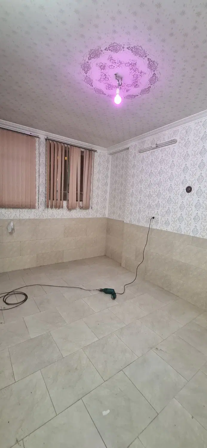 اجاره طبقه بالا ( ۸۰ متری ) تک خواب