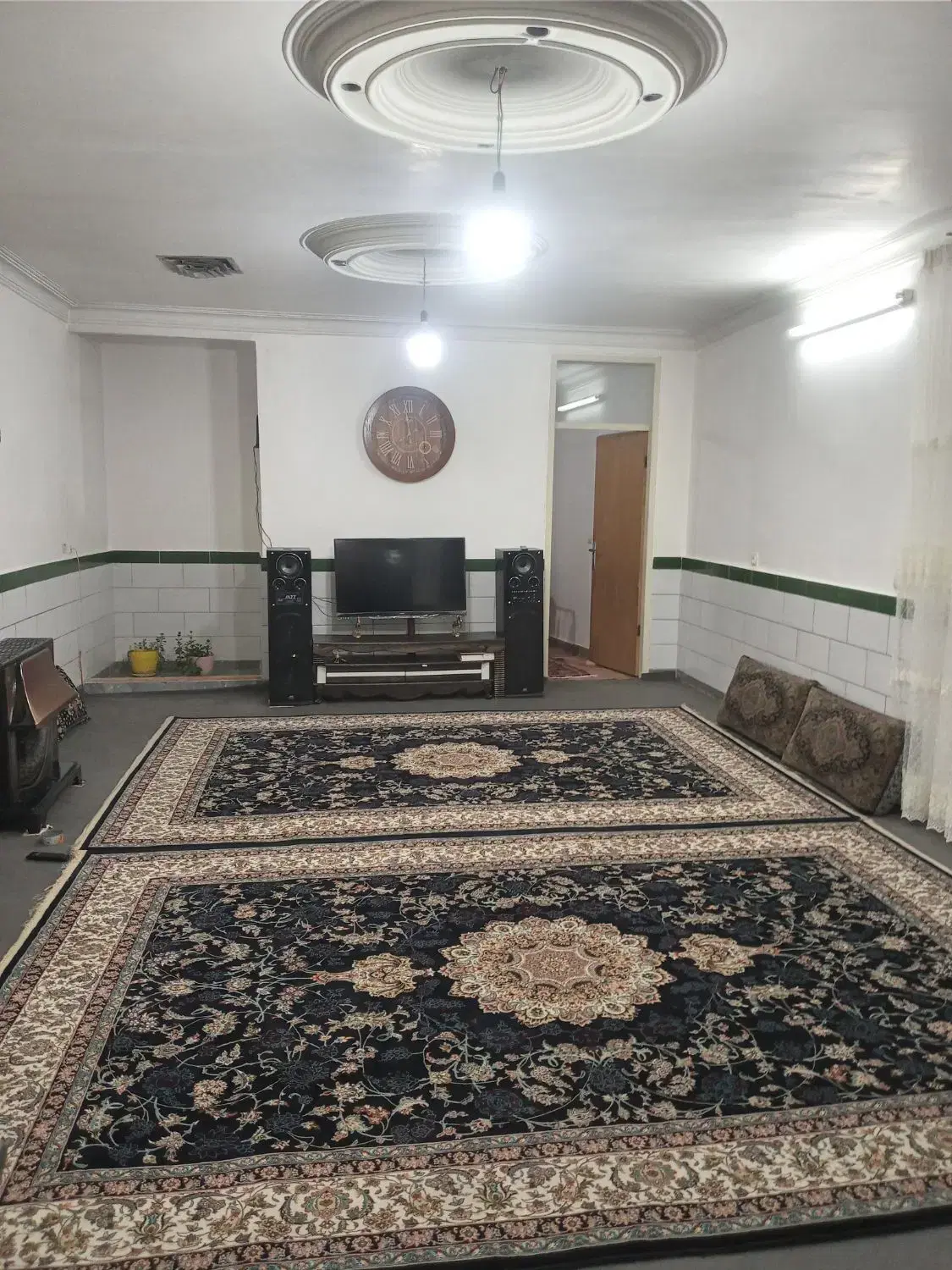 شهرک ولیعصر ۱۱۰متر یک خواب حیاط دار