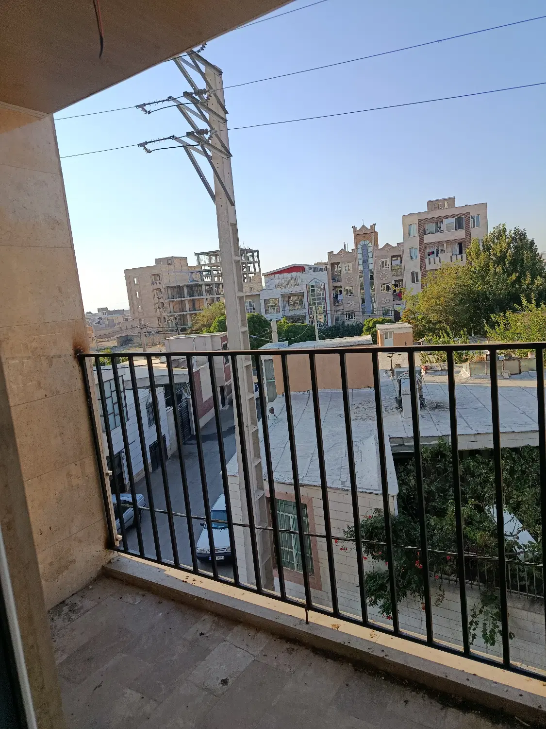 110متری _خوش نقشه_قیمت مناسب