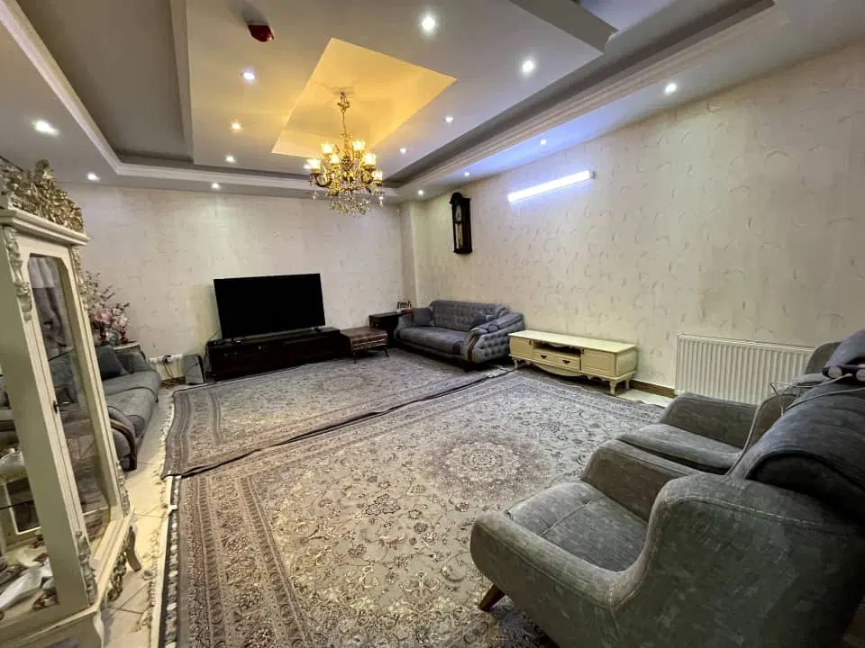 آپارتمان 52 منری