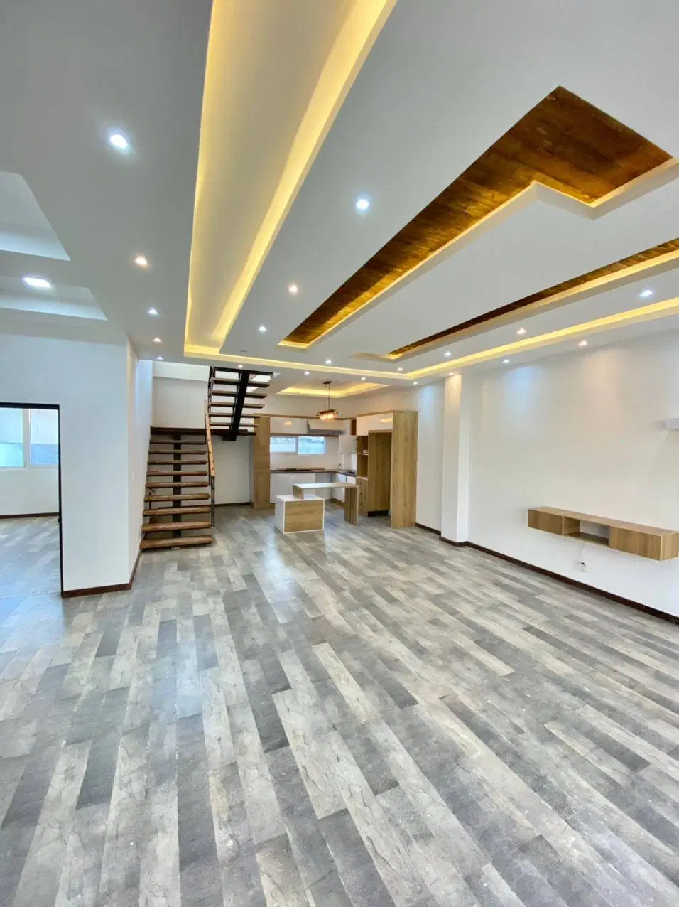 7ک دریاویلازیرقیمت بخر8_600دوبلکس روفدارباسند260م