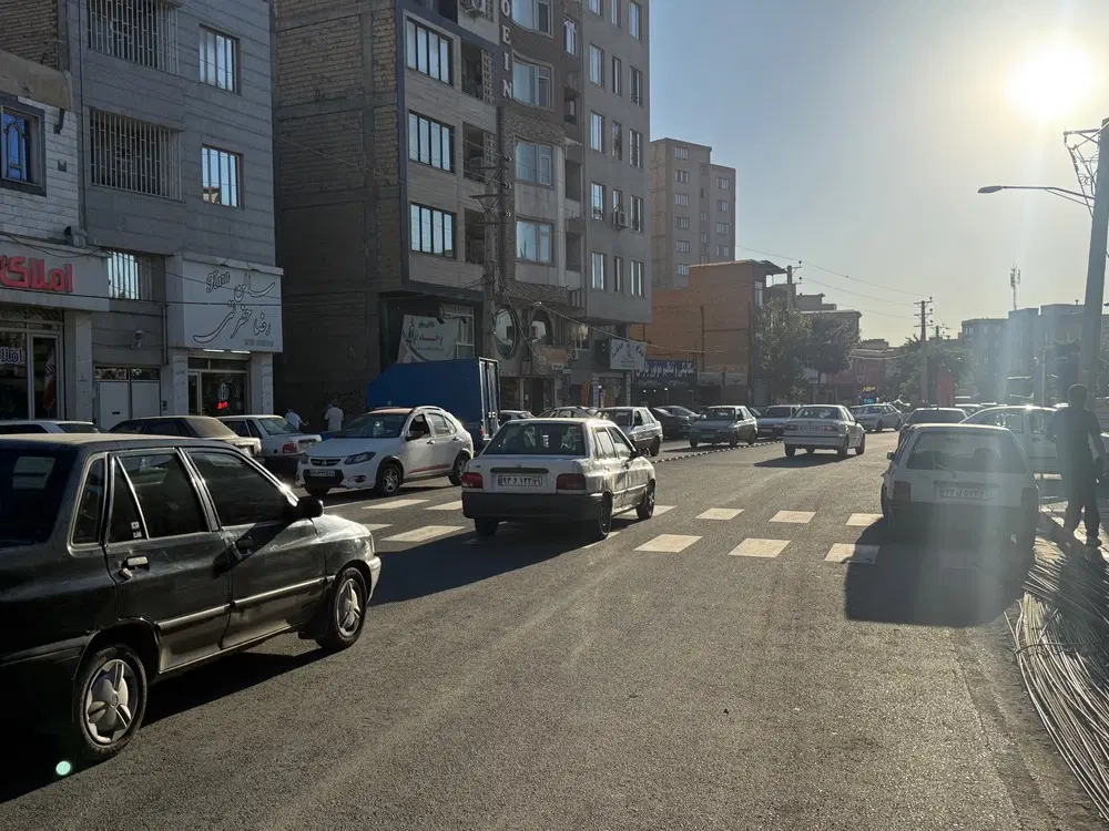 ۲۲۰ متری تجاری قلفتی