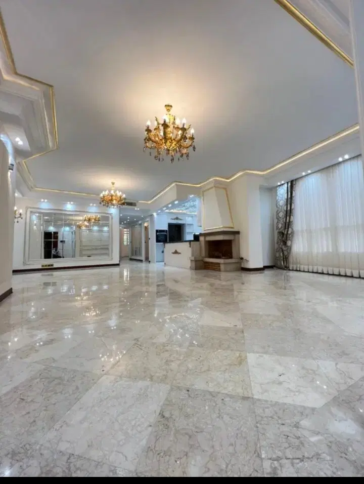 ۱۳۲متر ۳خواب نور و نقشه بینظیر