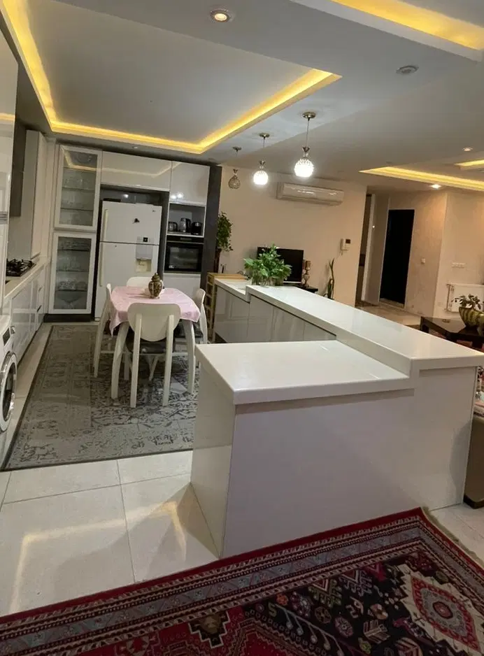 با وجه یک آپارتمان منزل 2 طبقه 5 خوابه بخرید