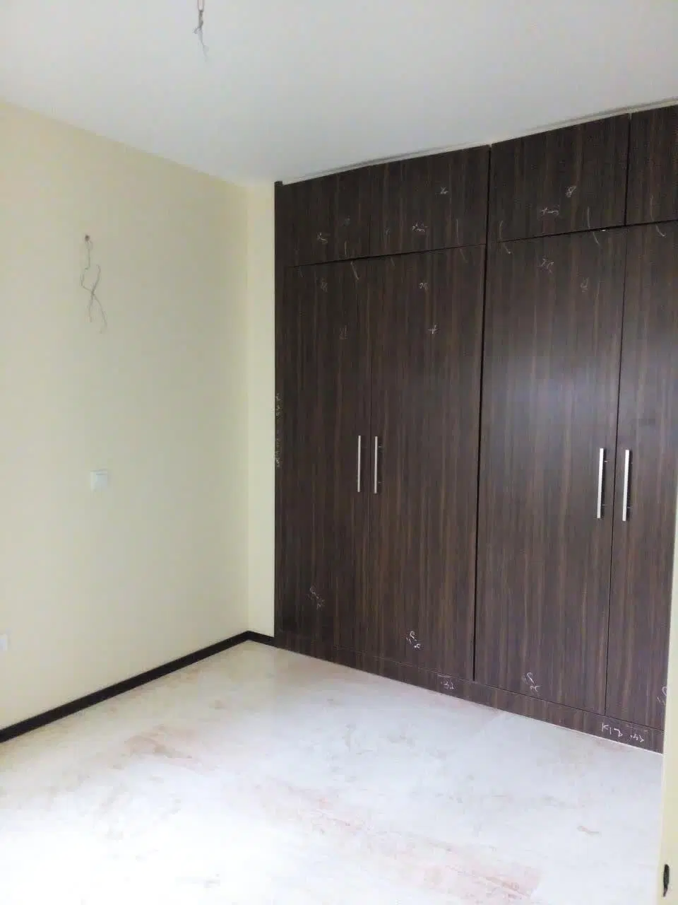 ۱۱۰متر دو خواب فول امکانات تخلیه