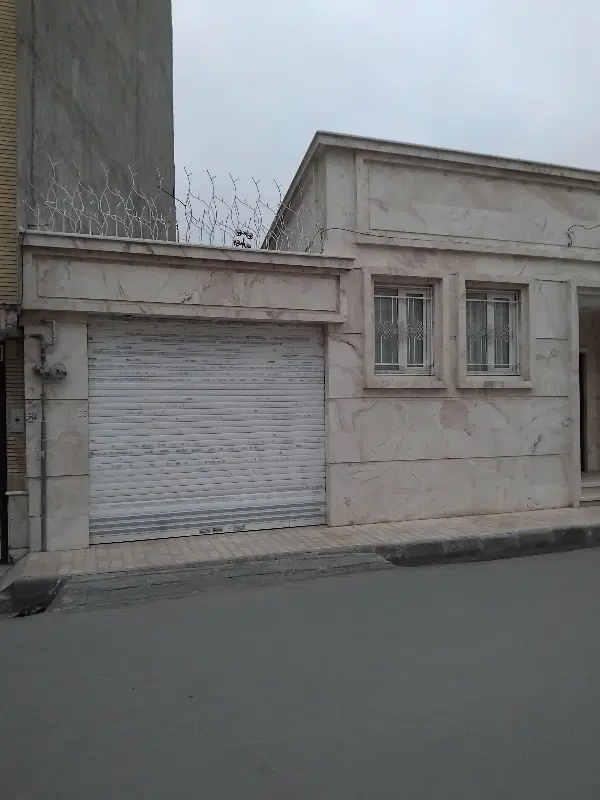 مغازه تجاری درحاشیه بلوار ۳۵ متری (کمربندی)