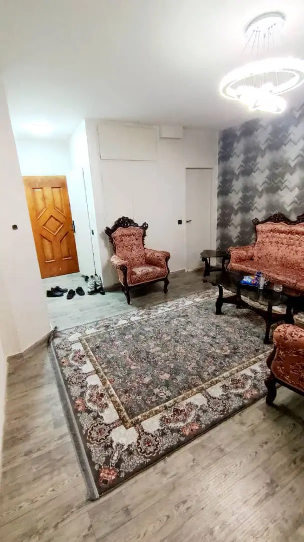 یک همخانه آقا متعهددرآپارتمان۵۱متری نواب نیازمندیم