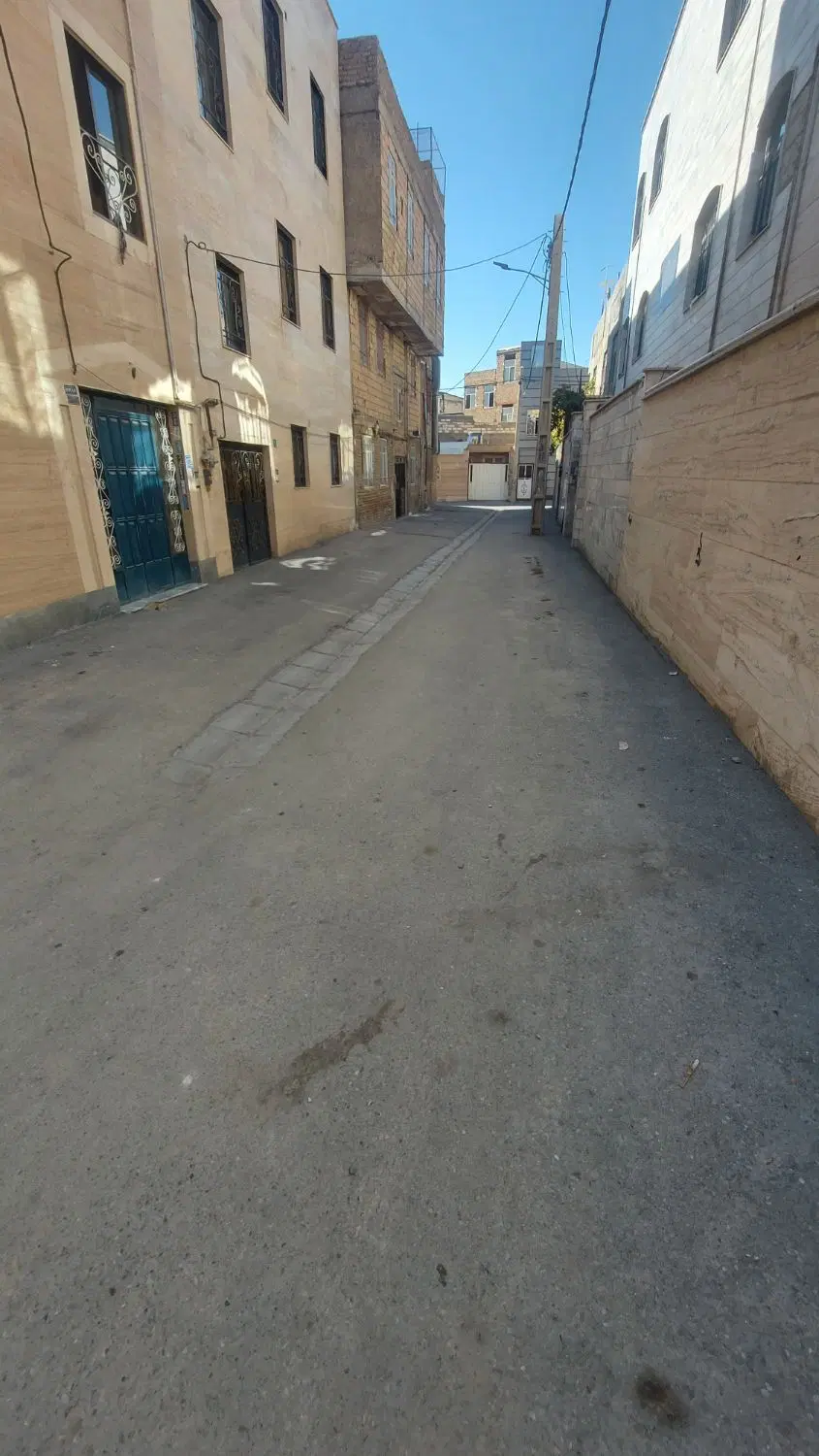 دینار اباد شهریار ۶۰ متر زمین مسکونی
