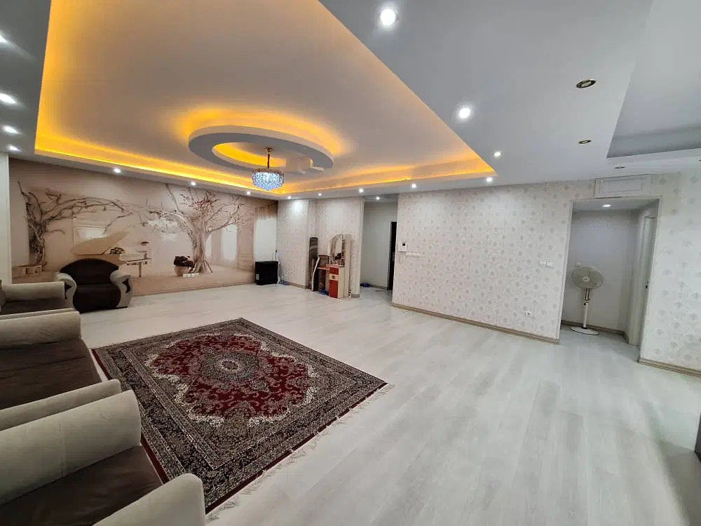 آپارتمان ۱۱۷متر باغستان غربی