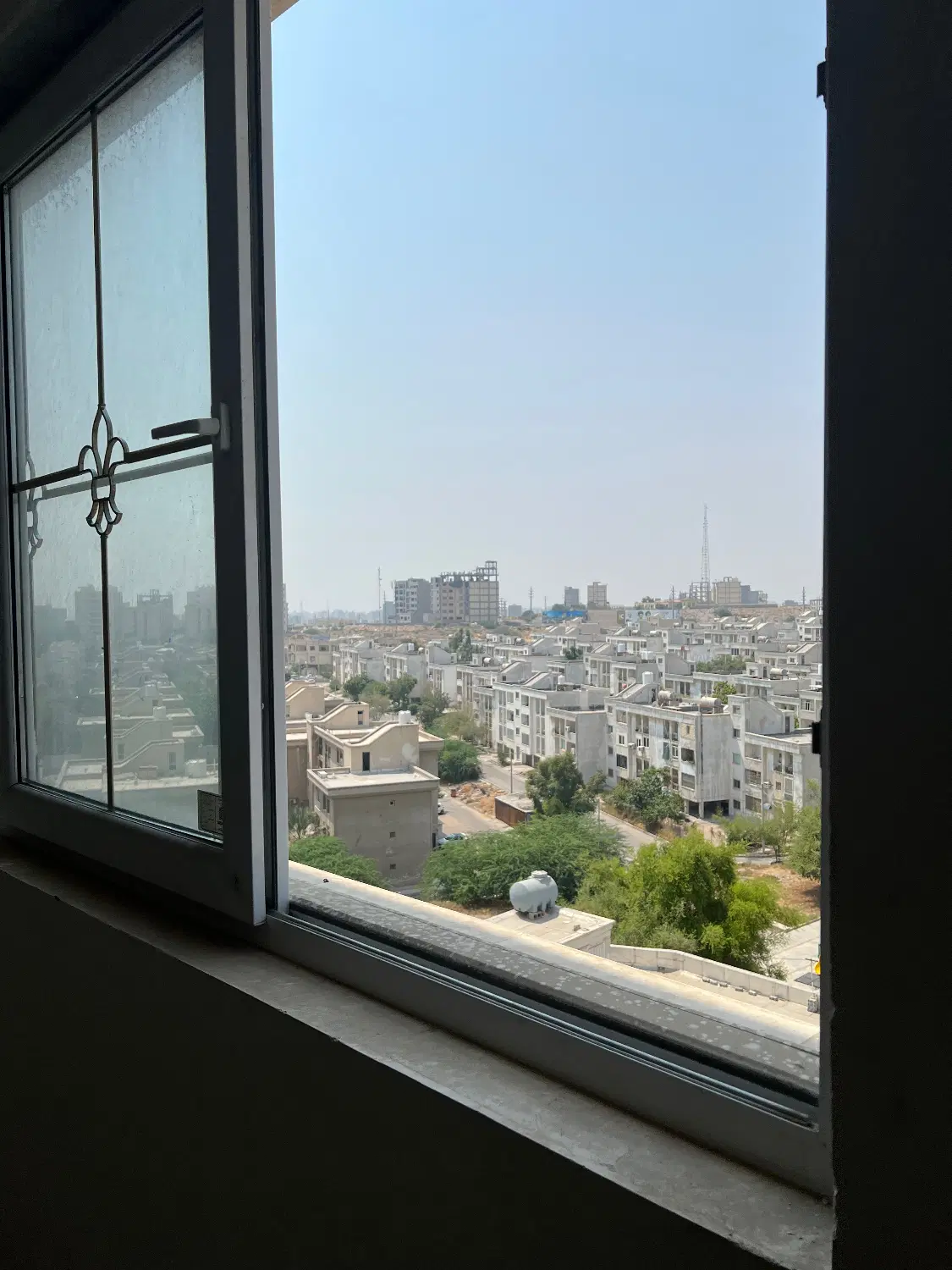 زمین ۸۰۰ متری