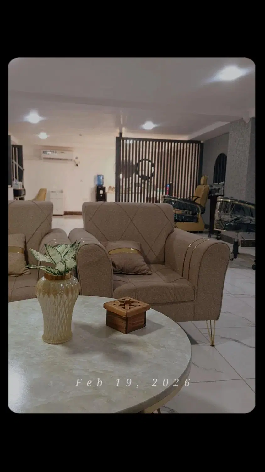 اجاره لاین ناخن.رنگ.ارایش دائم .پدیکور