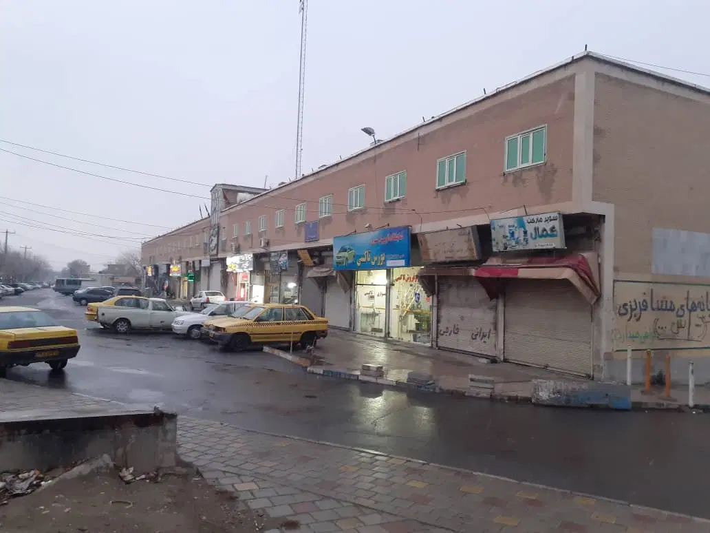 فروش مغازه ورودی ترمینال مینی بوسها
