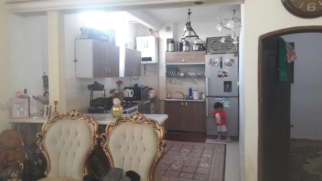 خانه۶۰متری باپشت بام