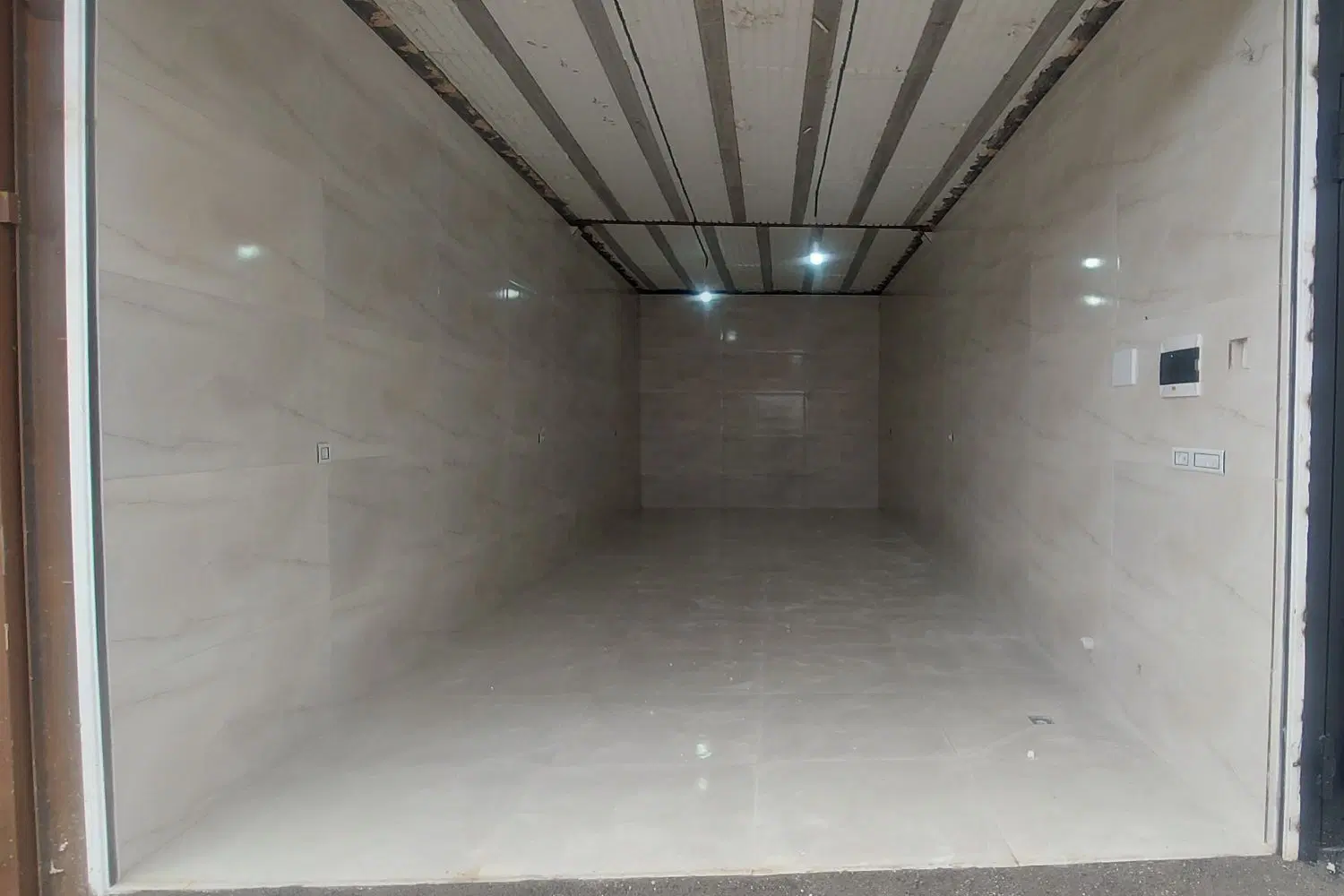 انبار یا پارکینگ اجاره ای۳۴مترمربع