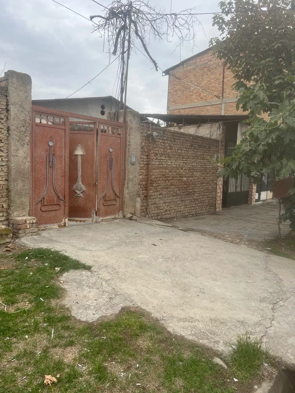 یک ملک واقع در چهارا شهید اباد