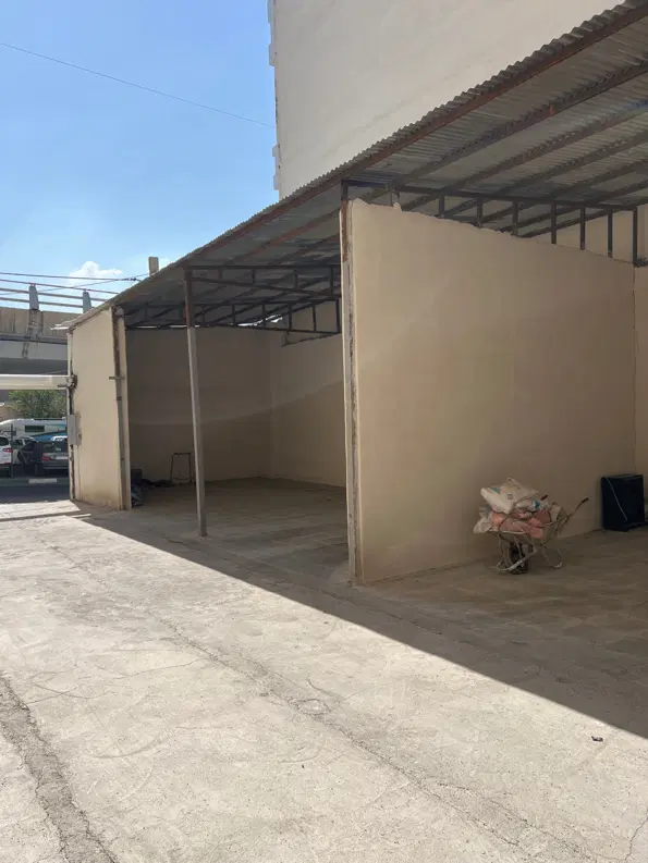 مغازه داخل کارواش