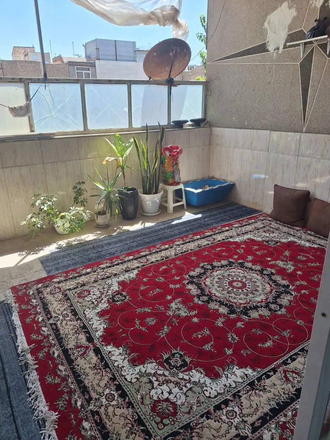آپارتمان ۱۱۰ متری یک خواب با حیاط خلوت
