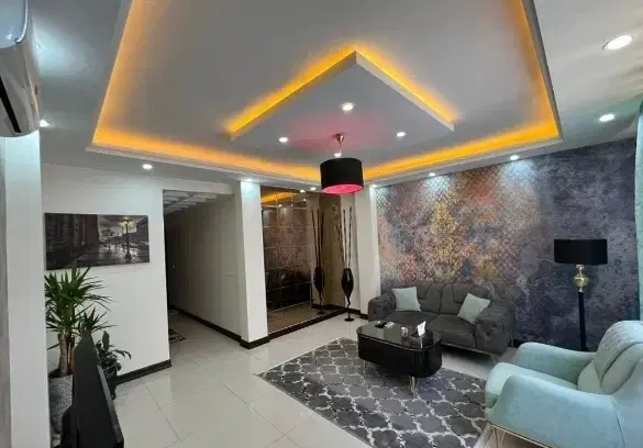 سویت شیک و لوکس