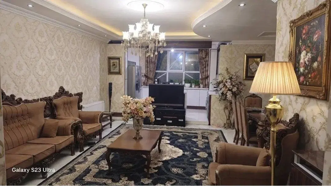آپارتمان ۸۵ متری شیک .پارکینگ دار