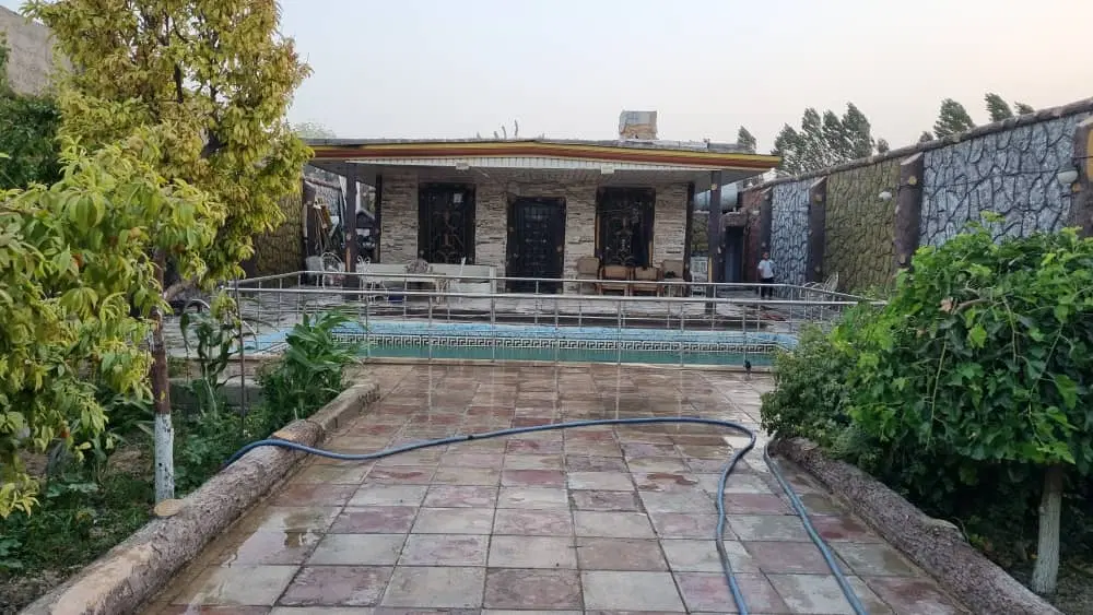 زمین خیابان دانشگاه
