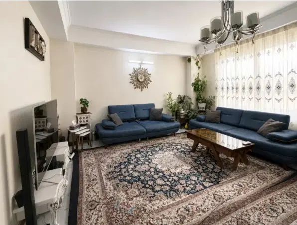 ۶۰متر خوش نقشه با آسانسور و انباری بالکن،خ عباسی