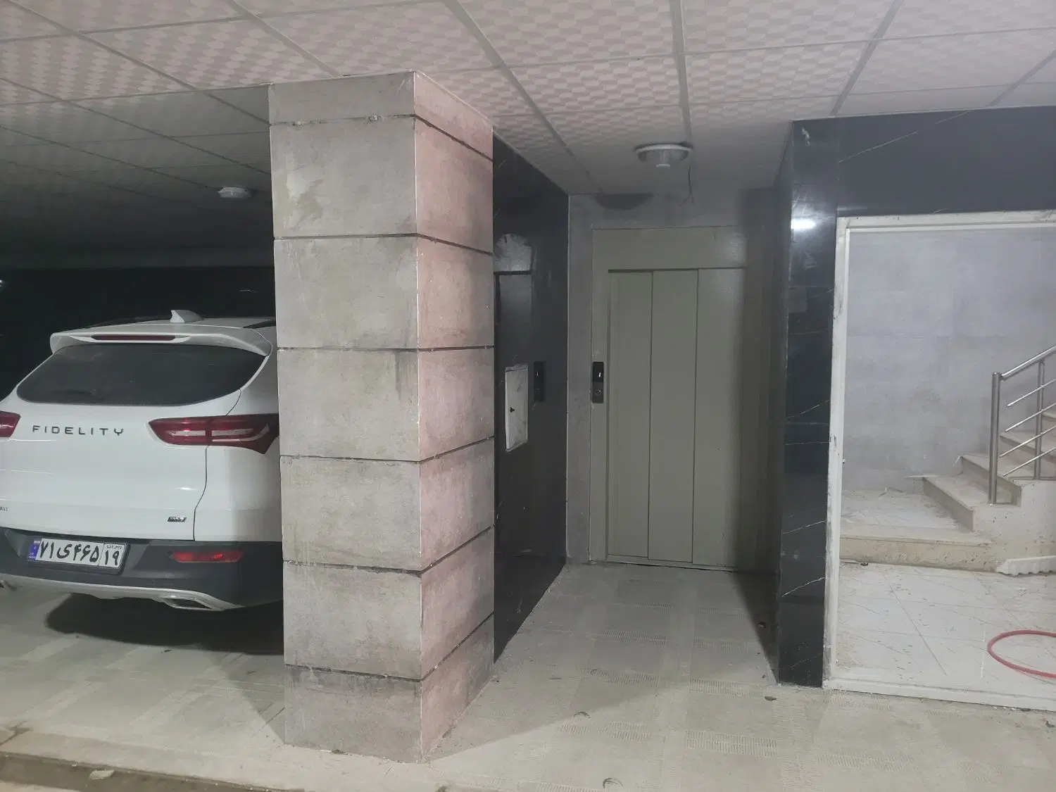 اپارتمان خشک گلستان۱۱۵ متری