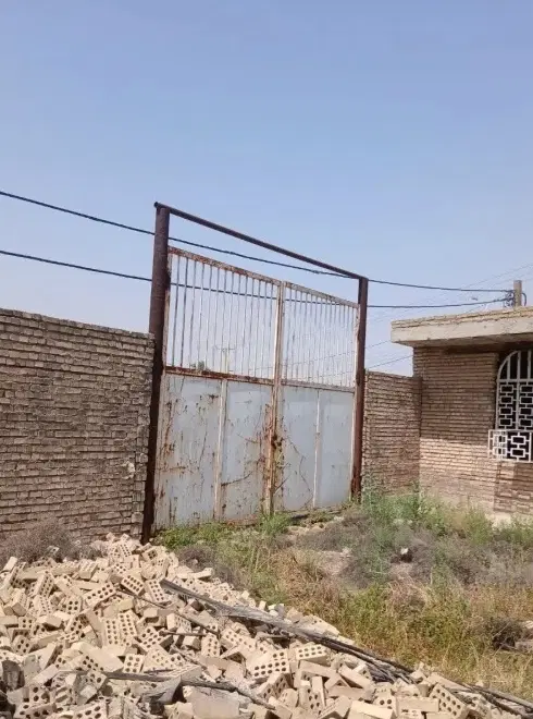 زمین ۴۳۵ متری با سند شش دانگ