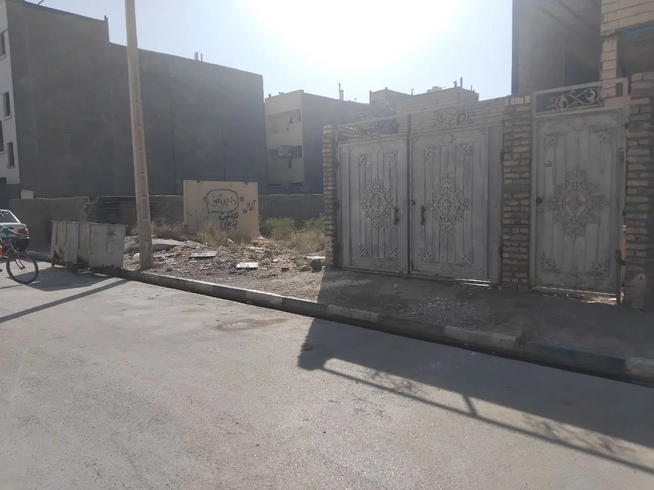 زمین فروشی متری ۱۴۰۰۰۰۰۰تومان