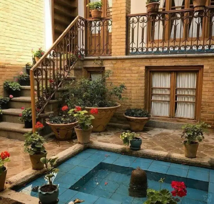 ۸۴ متر ویلایی